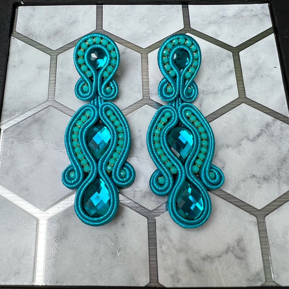 Elegant Light Blue Gown Earrings - Wedding Earrings - Special Occasion Earrings - Picture 3 of 8